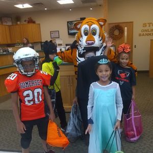 Meet your Posher, Angel